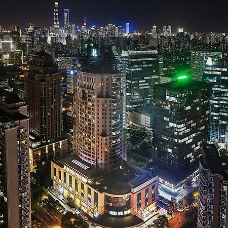 Renaissance Shanghai Pudong Hotel Exterior foto