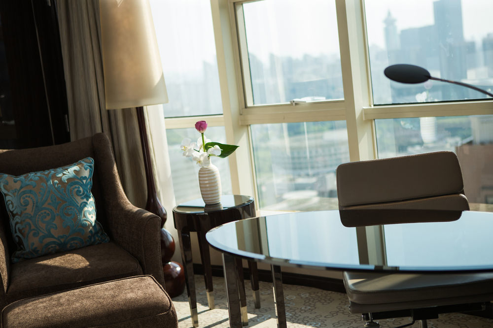 Renaissance Shanghai Pudong Hotel Exterior foto